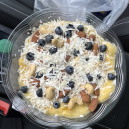 Pina colada bowl w nuts added