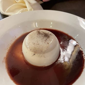 Barefoot Cafe - panna cotta - Bars Near Me - Fairfax, California