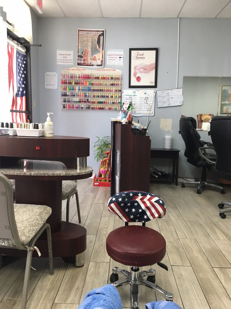 HIGH TECH NAILS Updated September 2024 19 Photos 2032 Electric Rd