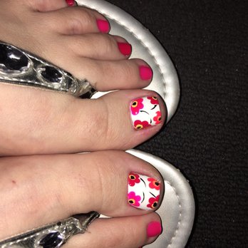 Forever Nails & Spa - Cute toe nail art by Helen. Too cute...love them as usual! :) - Nail Salons Near Me - Costa Mesa, California
