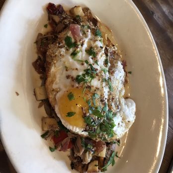 Gjelina - Duck hash - New American Near Me - Venice, California