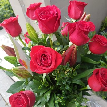 Flowers by Michael - Flowers for the birthday girl! She loved them!!! Thanks Michael! - Florists Near Me - Vancouver, British Columbia
