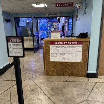 Zehnder's Splash Village - Security check point before going into waterpark - Hotels Near Me - Frankenmuth, Michigan Zehnder's Splash Village - Security check point before going into waterpark - Hotels Near Me - Frankenmuth, Michigan