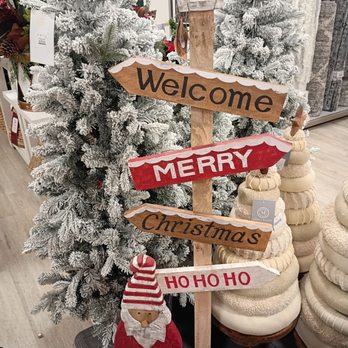 HomeGoods - Which way do I go? - Department Stores Near Me - El Segundo, California