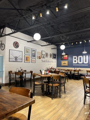 Boulevard Cafe by null