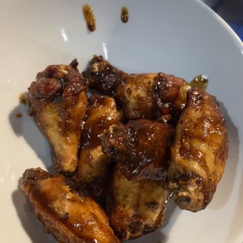 Sconni's Alehouse & Eatery - Bbq chicken wings - American Near Me - Schofield, Wisconsin