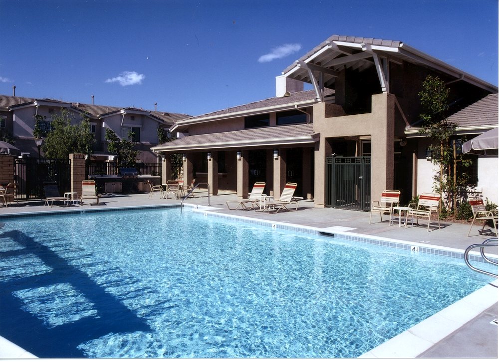 CROSSINGS APARTMENT Updated September 2024 177 W South St, Rialto