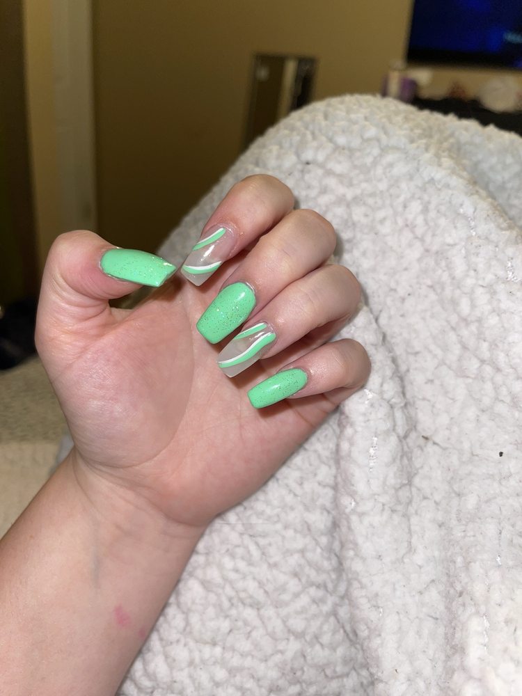 DIVA NAILS Updated August 2024 21 Reviews 131 Orville Rd, Essex