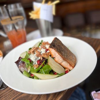 Balboa Cafe - Salad with salmon perfectly cooked. - Bars Near Me - San Francisco, California Balboa Cafe - Salad with salmon perfectly cooked. - Bars Near Me - San Francisco, California