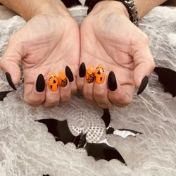 Glow Nail Spa
