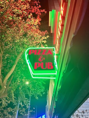 Empire Pizza & Pub by null