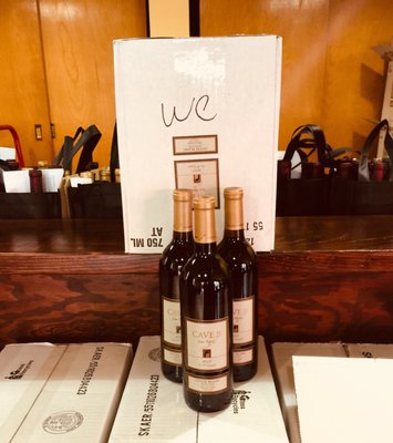 Cave B Estate Winery-Woodinville tasting room by null