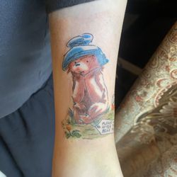 White Raven Tattoo and Piercing