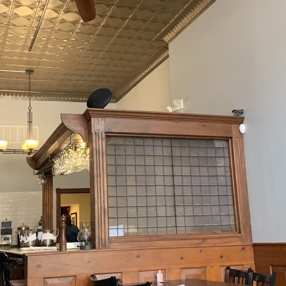 Rosie's Pub - Dinning room bar - American Near Me - Bloomington, Illinois Rosie's Pub - Dinning room bar - American Near Me - Bloomington, Illinois