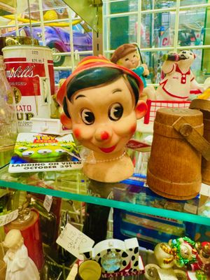 Antique Alley Mall by null