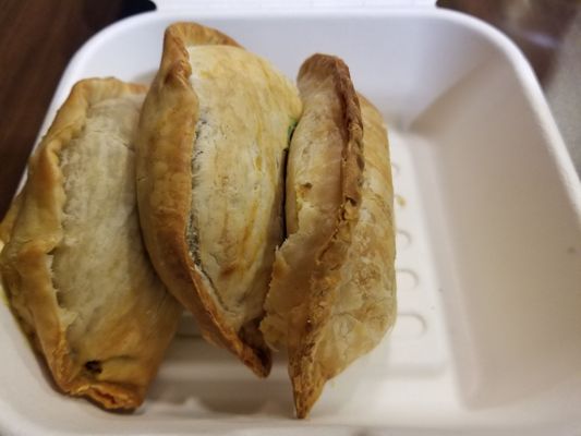 Manolo's Pizza & Empanadas by null
