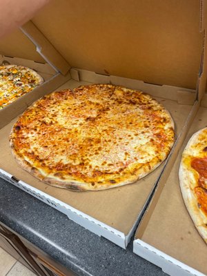 Graffiti Pizza by null