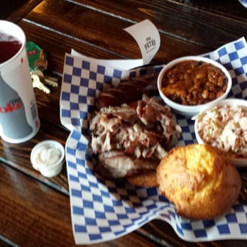 BBQ Pete's - $23 waste of $$, this meal should've been no more than $9.99 - Barbeque Near Me - Kent, Washington