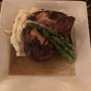 Chester's Kitchen and Bar - Rotisserie Chicken - New American Near Me - Rochester, Minnesota
