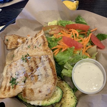 Hook'd Fish Grill - Mahi-mahi with grilled zucchini and salad - Seafood Near Me - Northridge, California