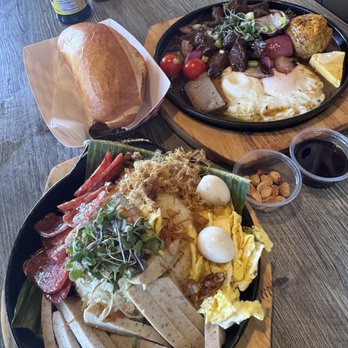 Den Da Coffee & Tea Restaurant  - Xoi and 04. Bánh Mì Chảo - Coffee & Tea Near Me - Westminster, California