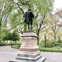 Photo of William Shakespeare Statue