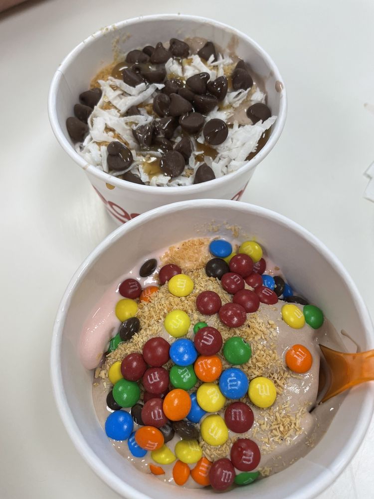 PEACHWAVE Updated September 2024 34 Photos & 25 Reviews 702 Bridgeport Ave, Shelton