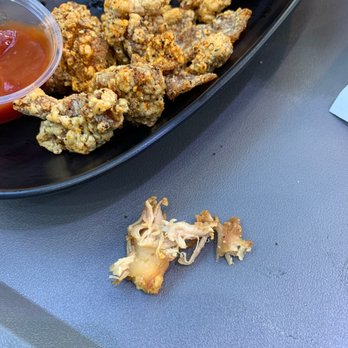 Bestea & The Loop Cake - Popcorn chicken.. with hard and uncooked tendons intact. - Bubble Tea Near Me - Gainesville, Florida