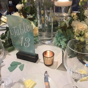 Events By Robyn Von - Center pieces - Wedding Planning Near Me