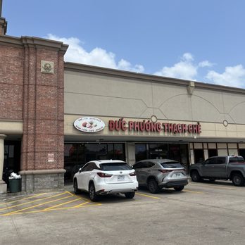 Duc Phuong Thach Che - Desserts Near Me - Houston, Texas