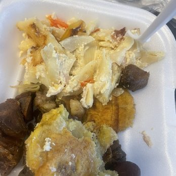 Macillon Grio Fish & Chicken - Haitian Near Me - North Miami, Florida