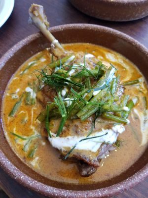 Oli's Thai & Elle’s Deli by null