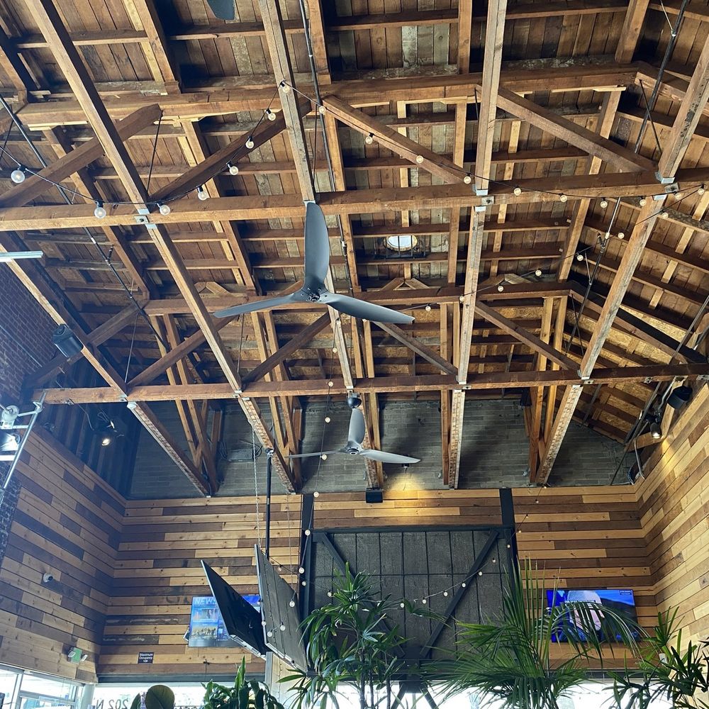 Swami's Café Oceanside - Inside area - Breakfast & Brunch Near Me - Oceanside, California Swami's Café Oceanside - Inside area - Breakfast & Brunch Near Me - Oceanside, California