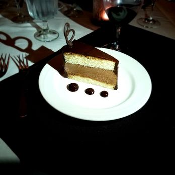 Birchfield Manor Inn and Restaurant - Cake! - Hotels Near Me - Yakima, Washington
