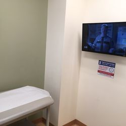 Total Access Urgent Care - Tv in the examination room
