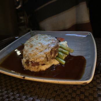 Six Seven Restaurant - Roquefort-Crusted Filet of Beef - New American Near Me - Seattle, Washington