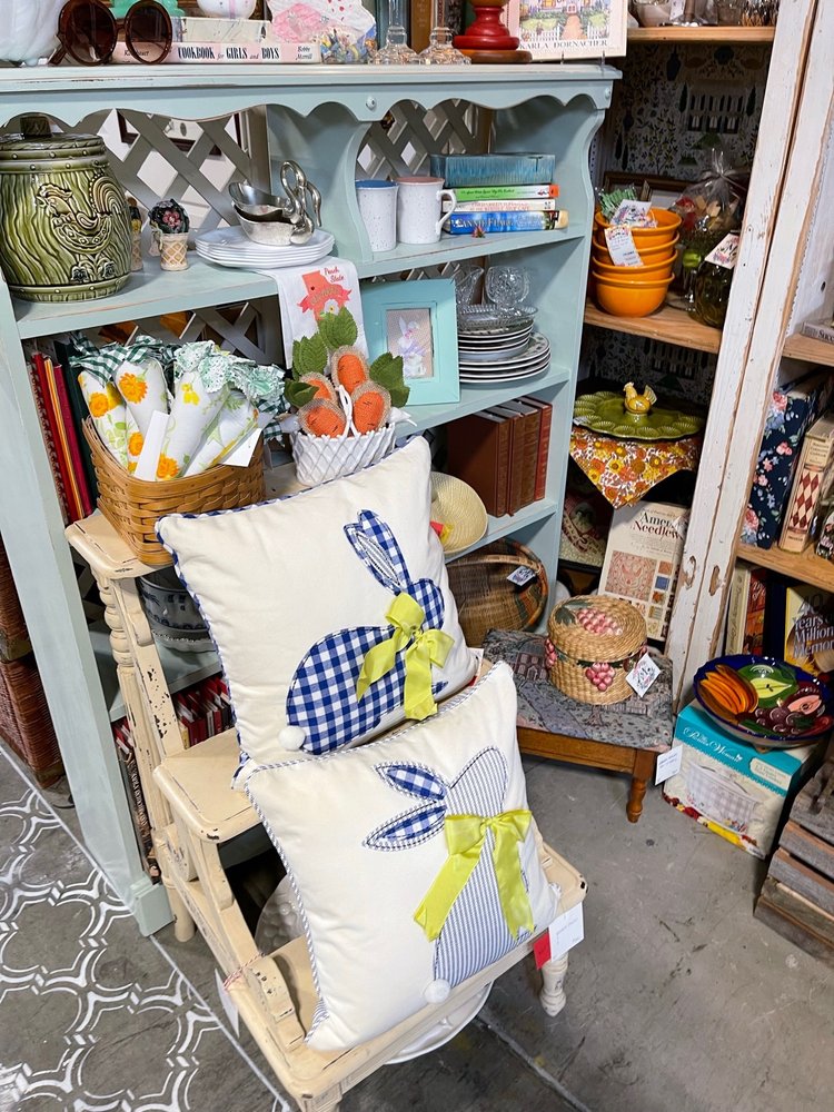 BLISS MARKETPLACE Updated September 2024 108 Photos & 25 Reviews