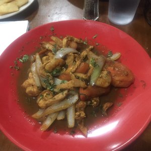 Photo of Senor Pollo - New York, NY, United States. saltado de pollo ey camarones