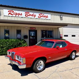 Exterior photo of Riggs Body Shop - Amarillo, Texas Exterior photo of Riggs Body Shop - Amarillo, Texas