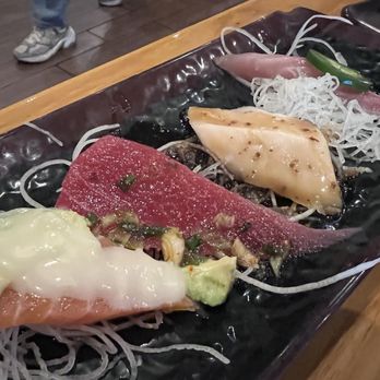Sushi Junai 2 - Junai Sashimi Platter - yum - Sushi Bars Near Me - Austin, Texas