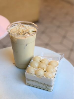 LÀ LÁ Bakeshop NYC by null