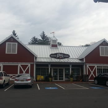 Elmer's Country Store - the front of the store - Delis Near Me - Upper Saddle River, New Jersey