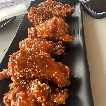 DOMU - Dr. Phillips - Domu wings - Ramen Near Me - Orlando, Florida DOMU - Dr. Phillips - Domu wings - Ramen Near Me - Orlando, Florida