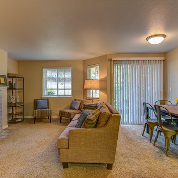 Commons at Avalon Park Apartments - Living Area With Fireplace View at Commons at Avalon Park - Apartments Near Me - Tigard, Oregon Commons at Avalon Park Apartments - Living Area With Fireplace View at Commons at Avalon Park - Apartments Near Me - Tigard, Oregon