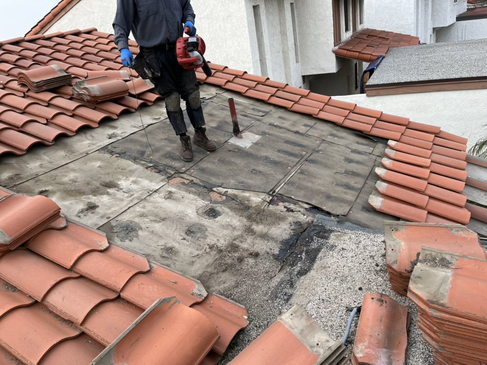 Slide of Torres Roofing