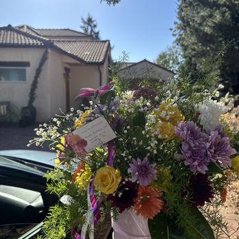 Florals By Dina - Floral arrangements - Floral Designers Near Me Florals By Dina - Floral arrangements - Floral Designers Near Me
