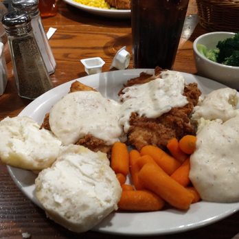 Cracker Barrel Old Country Store - Chicken Fried Chicken with Sawmill Gravy smothered over Mashed Potatoes, yummy Baby Carrots and Steamed Broccoli - American Near Me - Grove City, Ohio Cracker Barrel Old Country Store - Chicken Fried Chicken with Sawmill Gravy smothered over Mashed Potatoes, yummy Baby Carrots and Steamed Broccoli - American Near Me - Grove City, Ohio