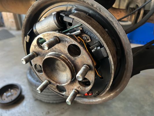 Friendly, Hassle-Free Estimates/Repairs - At Guintos Automotive, Manny takes care of everything—from friendly, pressure-free estimates to expert repairs. Experience personal service and honest work, all done by Manny.
Drop by today and see the difference!