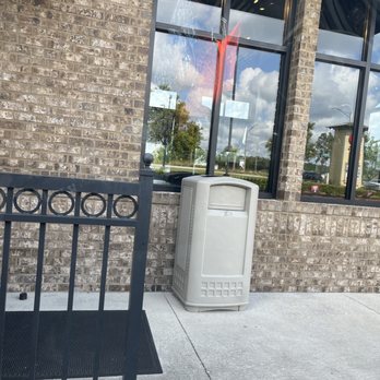 Zaxbys - Spot to wait for food in drive thru - Fast Food Near Me - Jacksonville, Florida Zaxbys - Spot to wait for food in drive thru - Fast Food Near Me - Jacksonville, Florida
