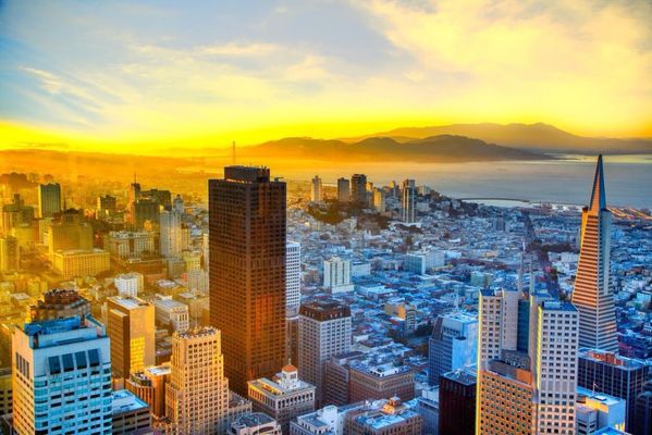 Salesforce Tower by null